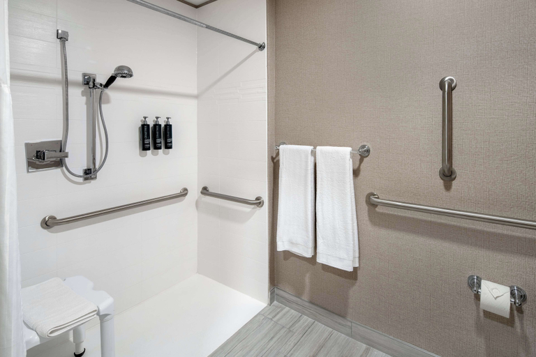 Bathroom 5, DoubleTree Suites by Hilton Hotel Mt. Laurel, Burlington