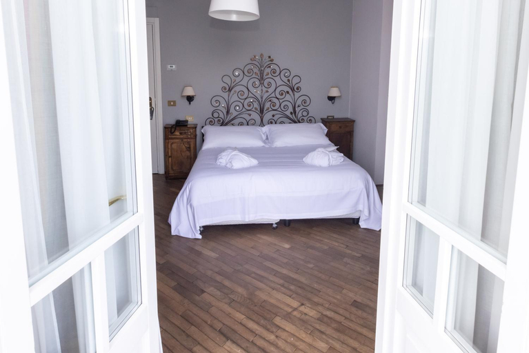Bedroom 9