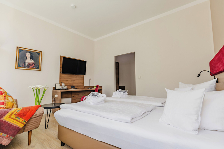Bedroom 3, Hotel zur Fürstabtei, Herford