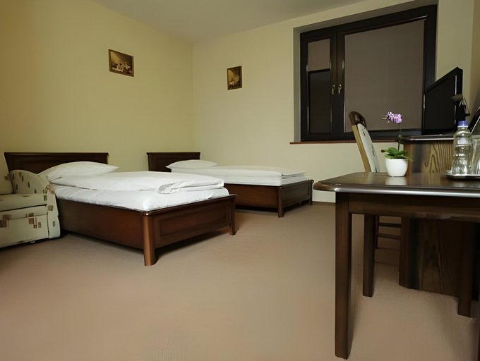 Bedroom 6