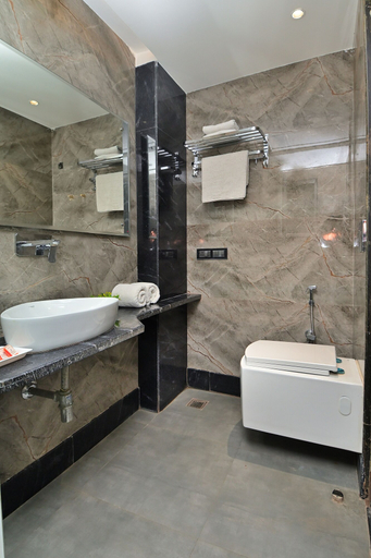 Bathroom 3