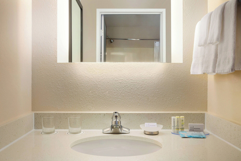 Bathroom 3, SpringHill Suites Phoenix North, Maricopa