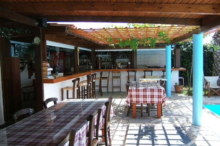 Food & Drinks 4, Zac & Georgio Studios, Crete