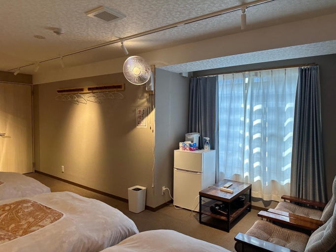 Bedroom 2, 駅本ビル民宿, Yuzawa
