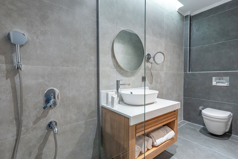 Bathroom 5, Perge Pine Green , Antalya