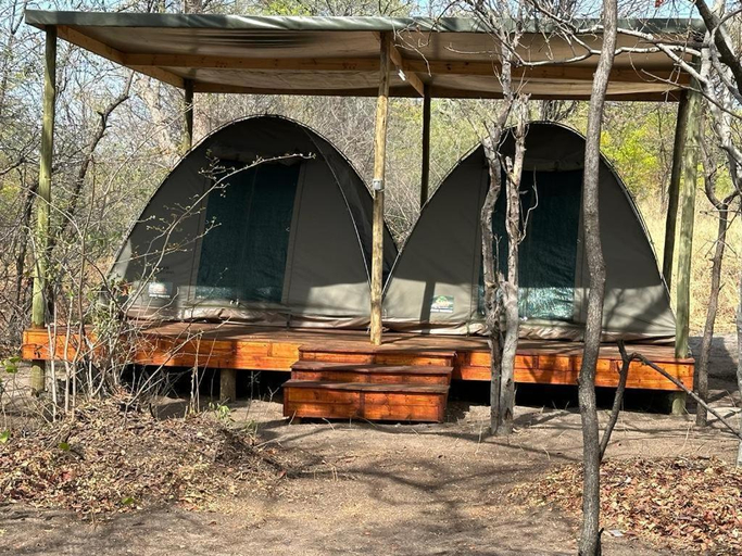 3, Rustic Gate Lodge and Campsite, Ngamiland East