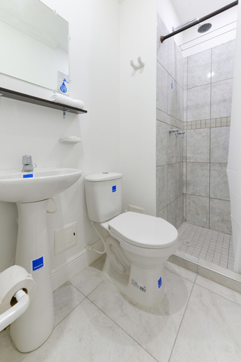 Bathroom 4, Hotel Las Lunas, San Andrés
