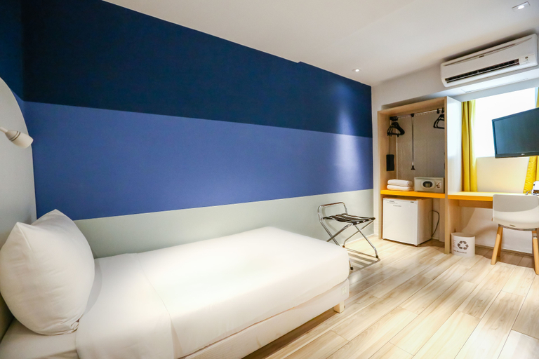 Bedroom 8