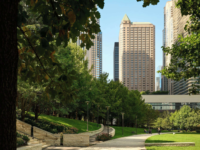 Fairmont Chicago at Millennium Park Gold Experience, Cook