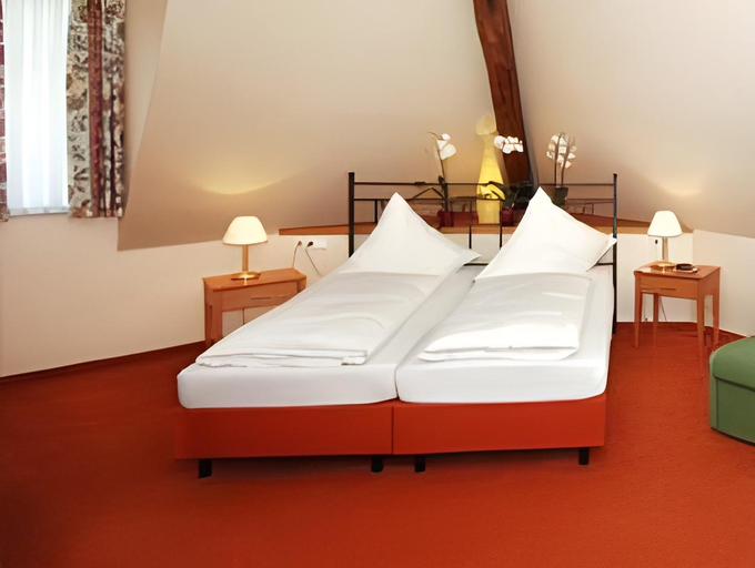 Bedroom 10