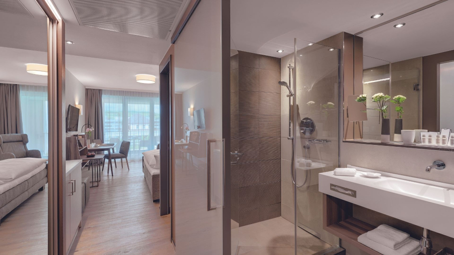 Bathroom 7