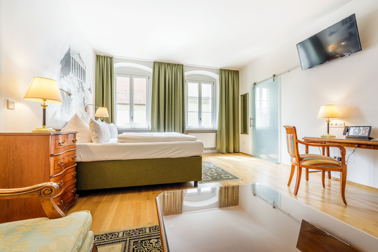 Bedroom 2, Chin-Chin Hotel ehemals Bohemian Hotel, Regensburg