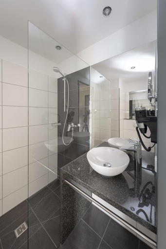Bathroom 5, Best Western Hotel Viernheim Mannheim, Bergstraße