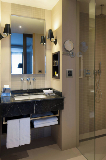 Bathroom 4, Skopje Marriott Hotel