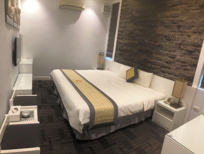 Bedroom 6