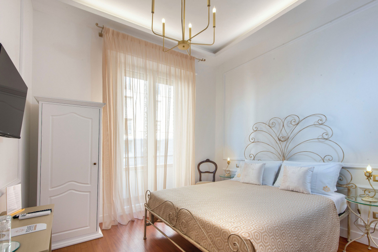Bedroom 3, Residenza Borbonica, Napoli