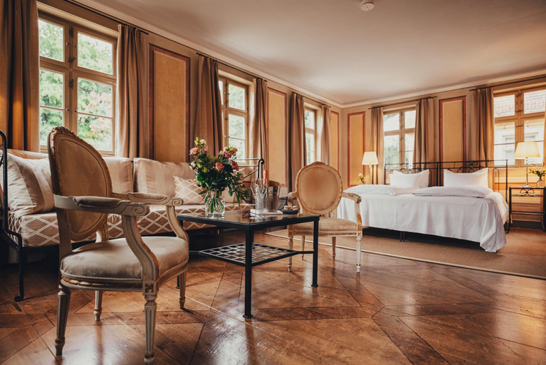 Bedroom 2, Villa Sorgenfrei und Restaurant Atelier Sanssouci, Meißen
