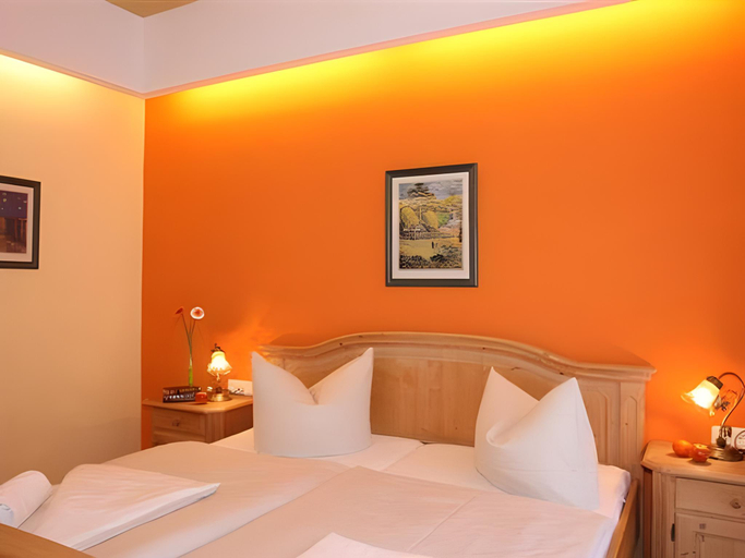 Bedroom 14