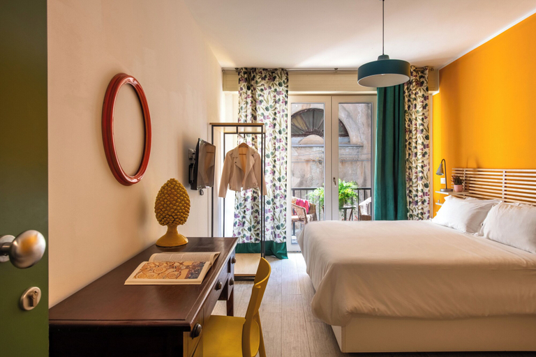 Bedroom 4, Cassaro 261, Palermo