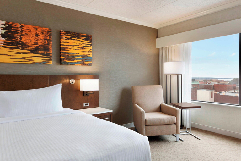 Bedroom 3, Delta Hotels by Marriott Saint John, Saint John