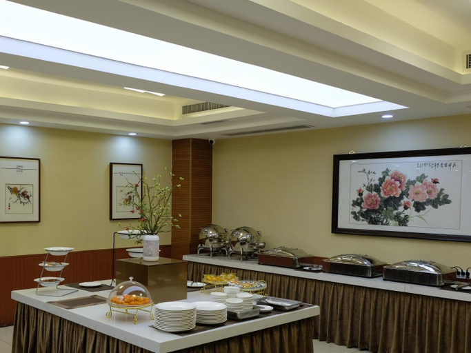 Food & Drinks 4, 7 Days Premium Xingtai Tianyi Square, Xingtai