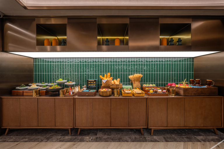 Food & Drinks 4, Orange Hotel Dalian Railway Station Kaixuan Square, Dalian