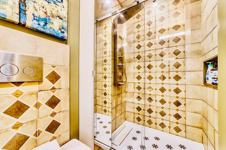Bathroom 5, Neocolonial Nouveau Kensington Vacation Home, Greater Vancouver