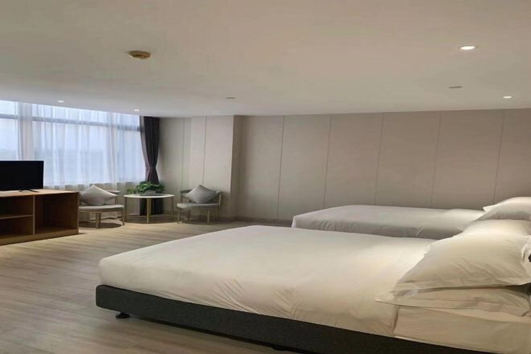Bedroom 10