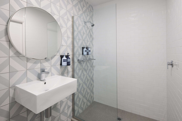 Bathroom 20