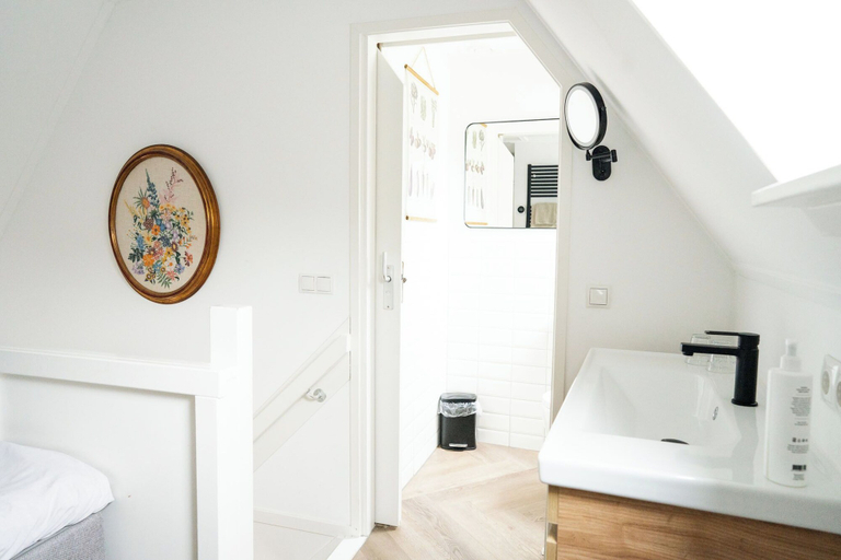 Bathroom 3, Villa Wanrooy, Doetinchem