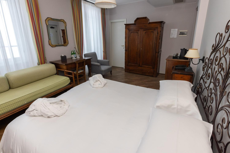 Bedroom 9