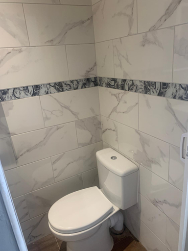 Others 4, Modern and Sleek Ensuite-Room with Double bed, Bournemouth