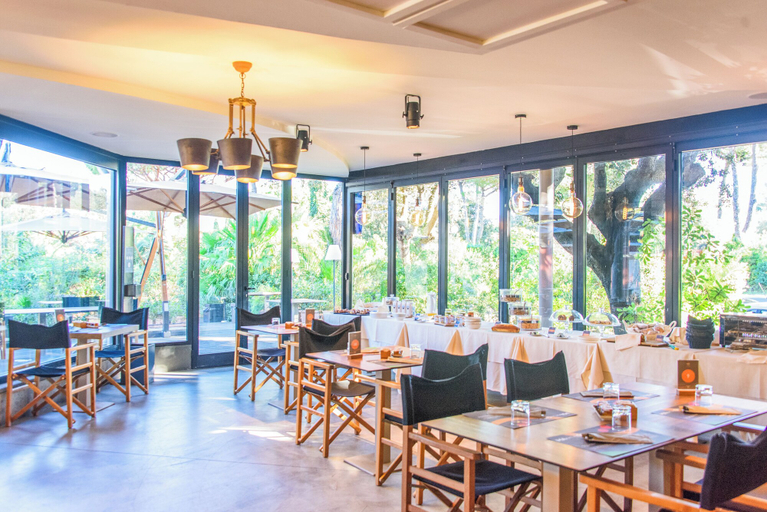 Food & Drinks 5, Residence Riva degli Etruschi, Livorno