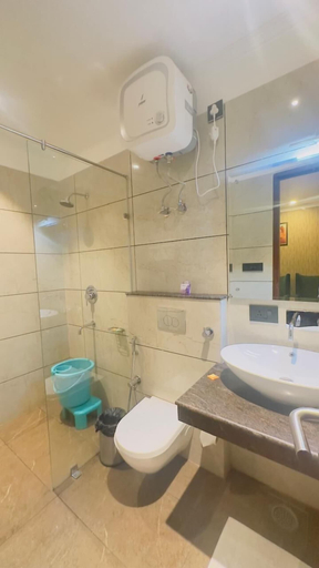 Bathroom 4, Hotel Pong View, Kangra
