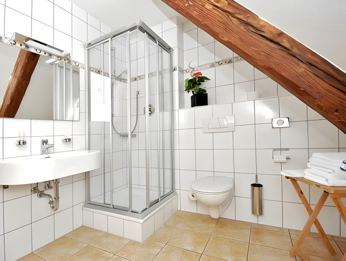 Bathroom 12
