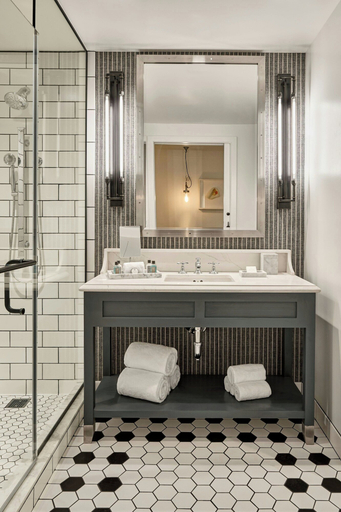 Bathroom 5, Lido House, Autograph Collection, Orange