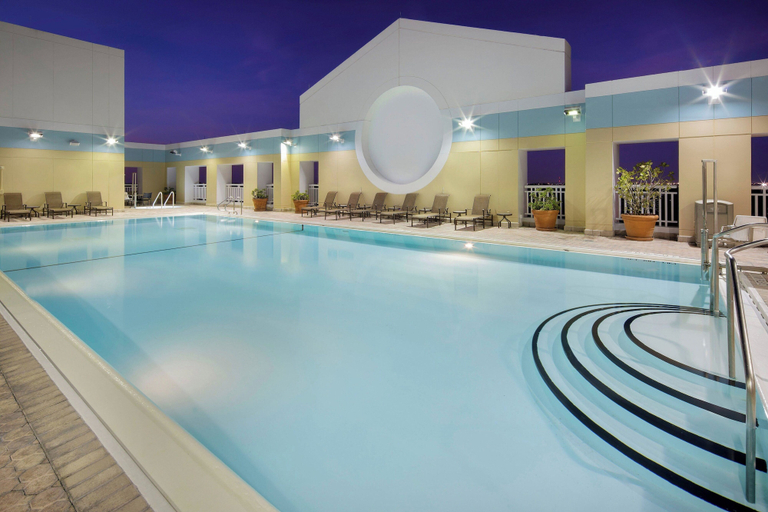 Sport & Beauty 2, Sheraton® Suites Fort Lauderdale West, Broward
