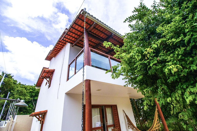Exterior 10