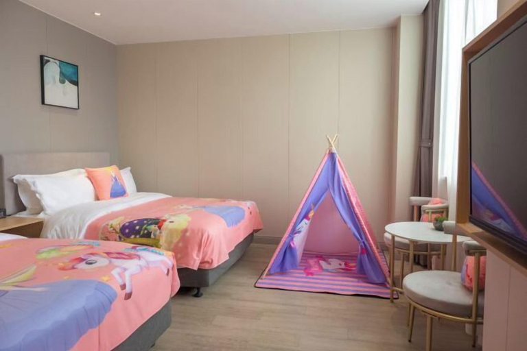 Bedroom 10