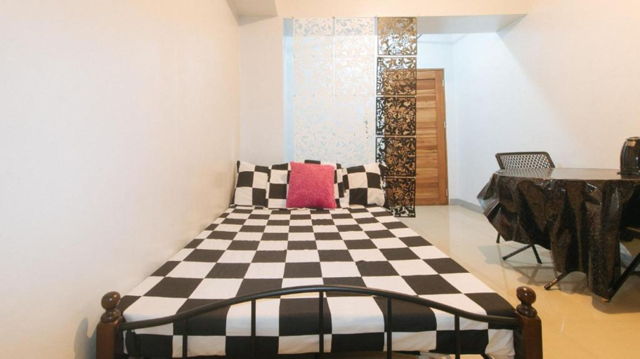 Bedroom 4, Budget Backpackers Transient House near NAIA by RedDoorz, Pasay City
