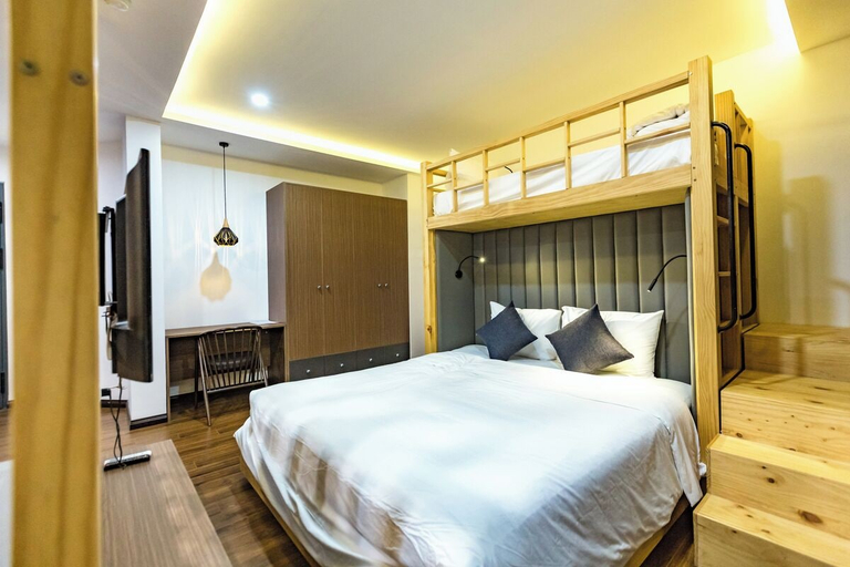Bedroom 6