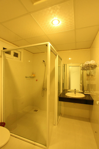 Bathroom 5, Hai Yen Family Resort, Phan Thiết