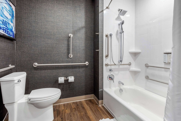 Bathroom 4, Cambria Hotel Milwaukee Downtown, Milwaukee