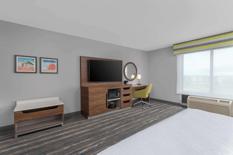 Bedroom 3, Hampton Inn & Suites Lincoln - Northeast I-80, Lancaster