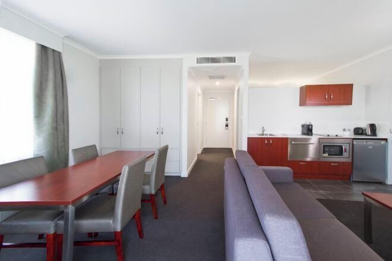 Dining Room 4
