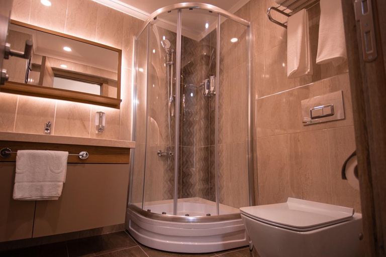 Bathroom 4, Hotel Kale 17, Merkez