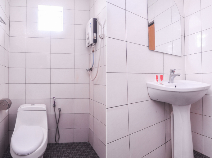 Bathroom 5, Hotel O 396 Home Sweet Home, Kuching