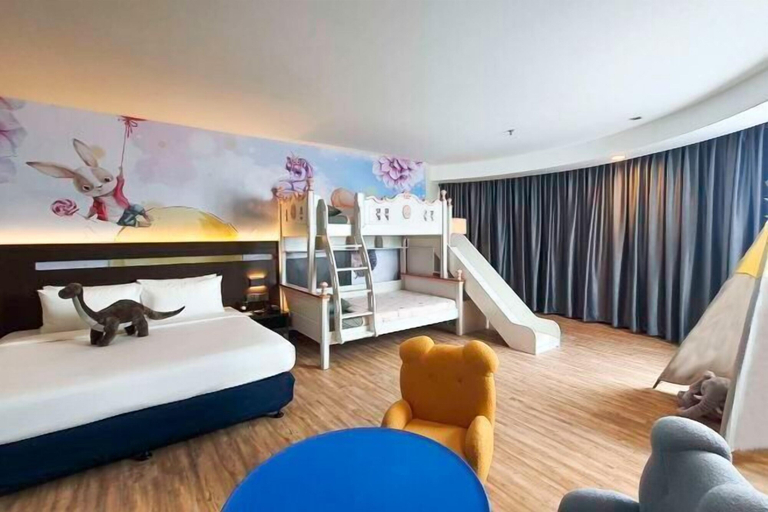 Bedroom 25
