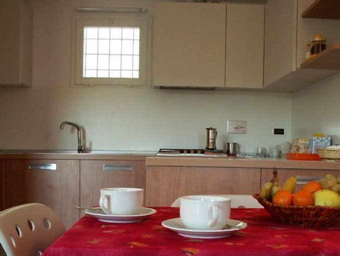 Dining Room 6