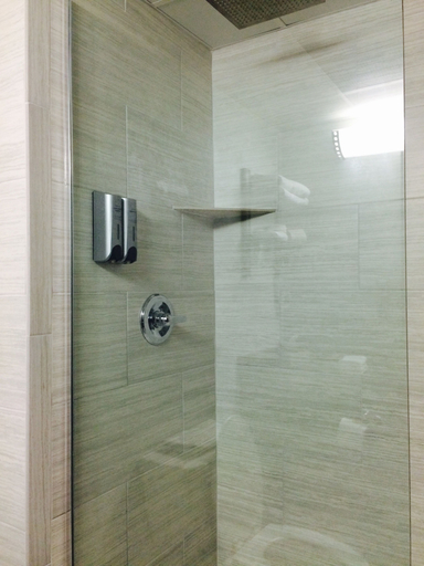 Bathroom 4, SEVEN Sebring Raceway Hotel, Highlands